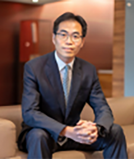 Mr Charles CHOW